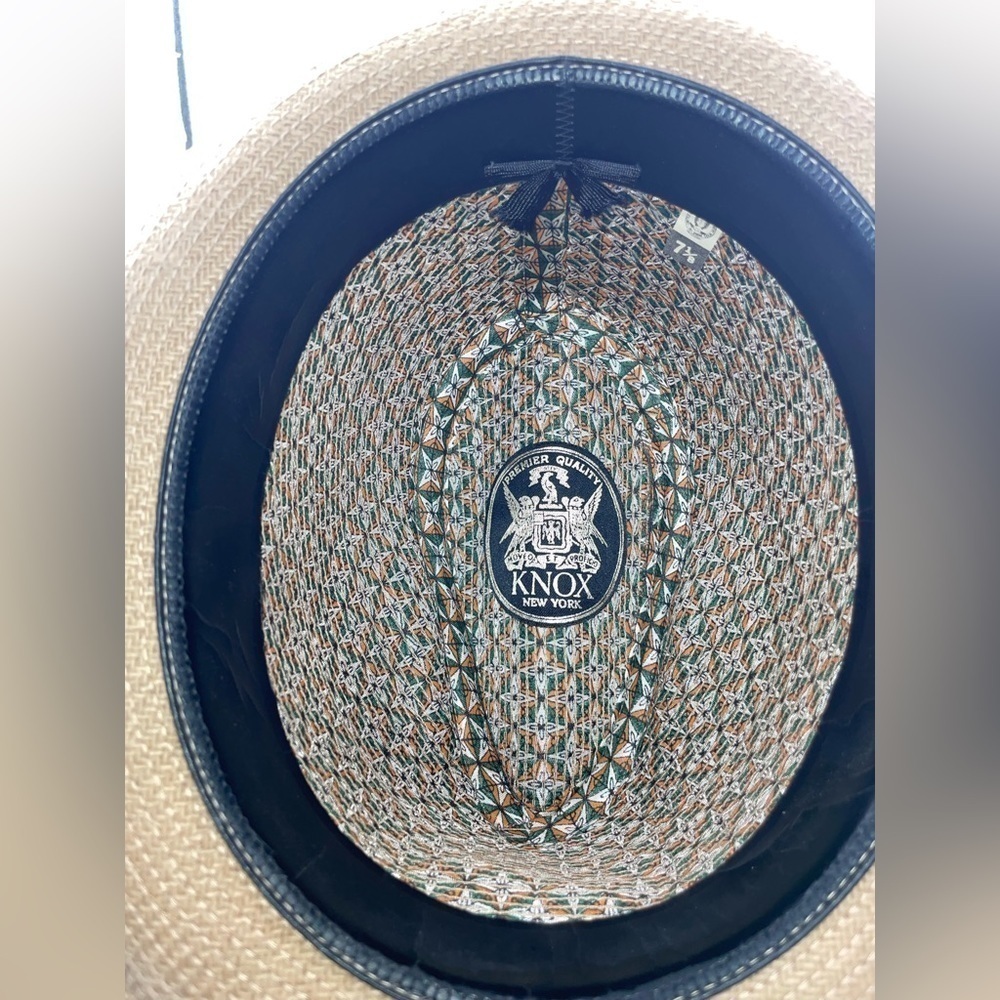 KNOX NEW YORK TAN FEDORA HAT SIZE 7 1/8 WITH FEATHER - Picture 7 of 9